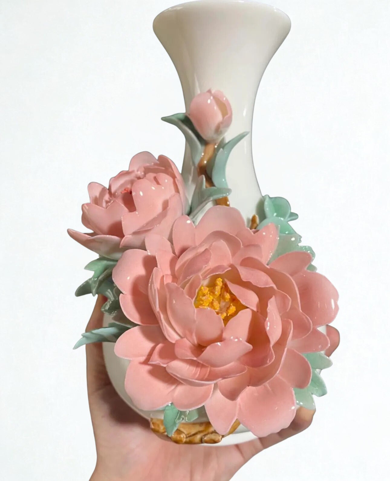 Luxury Ceramic Vase – Handmade Decorative Pottery for Stylish Living Rooms