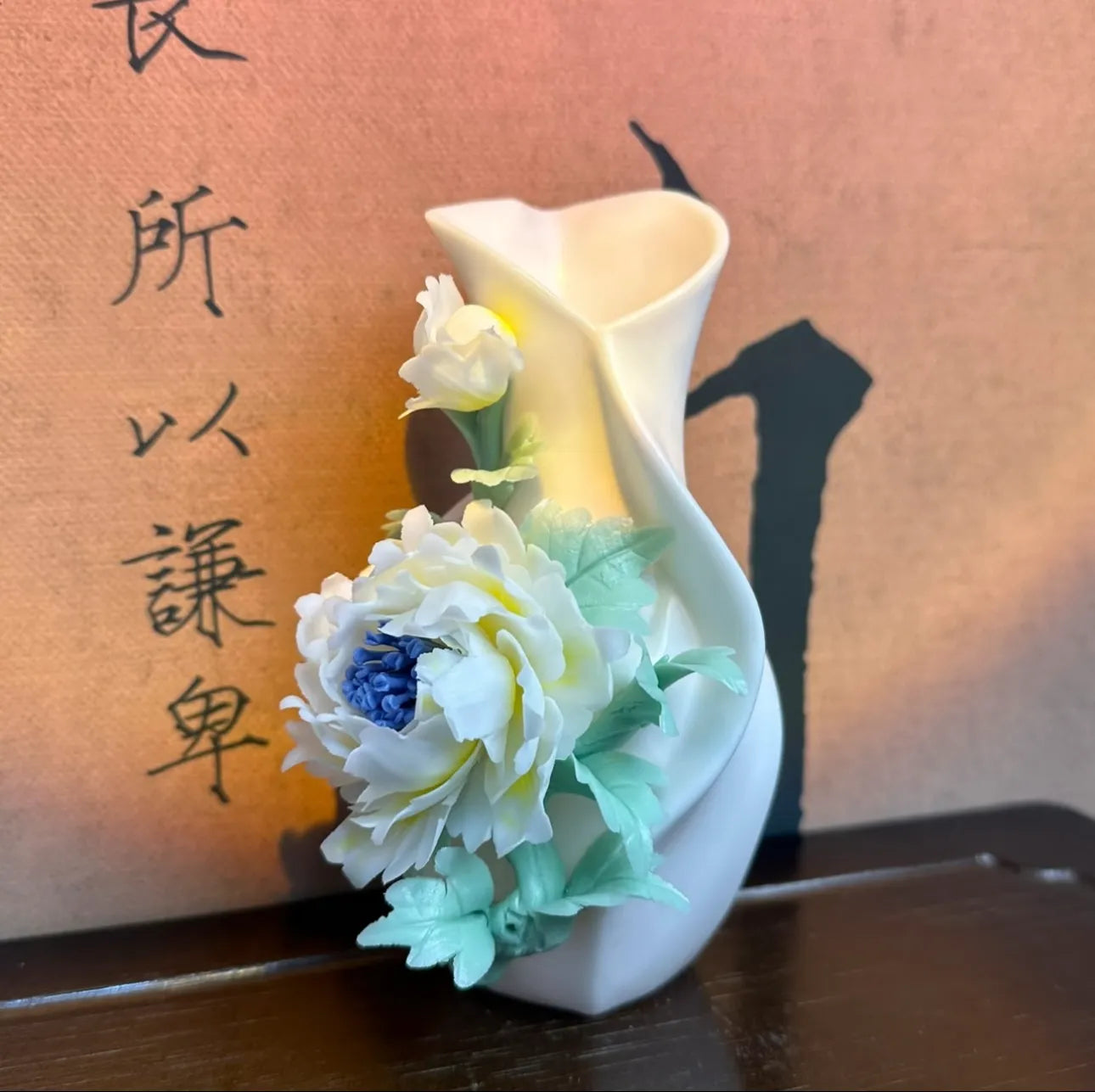 Handmade Ceramic Flower Vase – Artistic Home & Living Room Décor