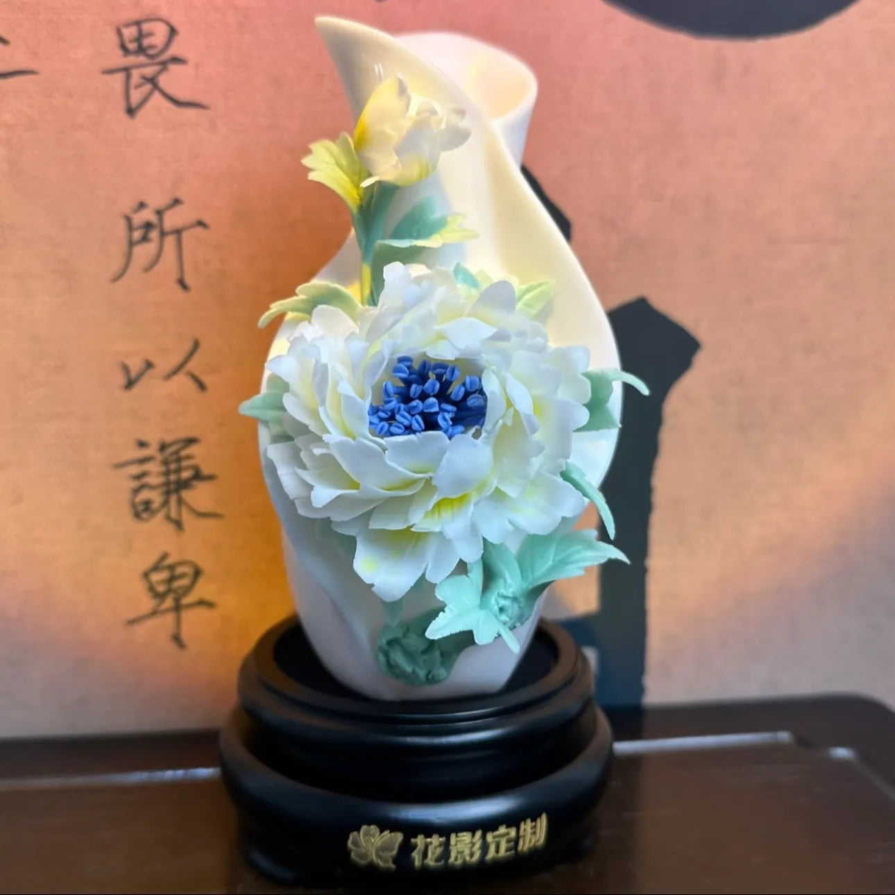 Handmade Ceramic Flower Vase – Artistic Home & Living Room Décor