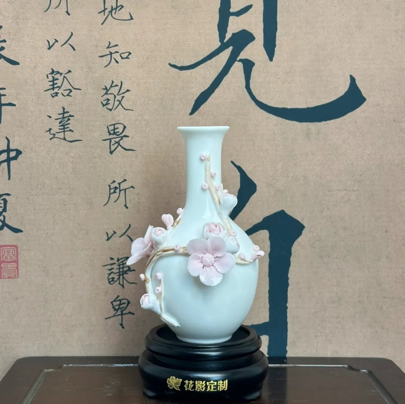 Decorative Ceramic Vase – Minimalist Handmade Pottery for Stylish Homes