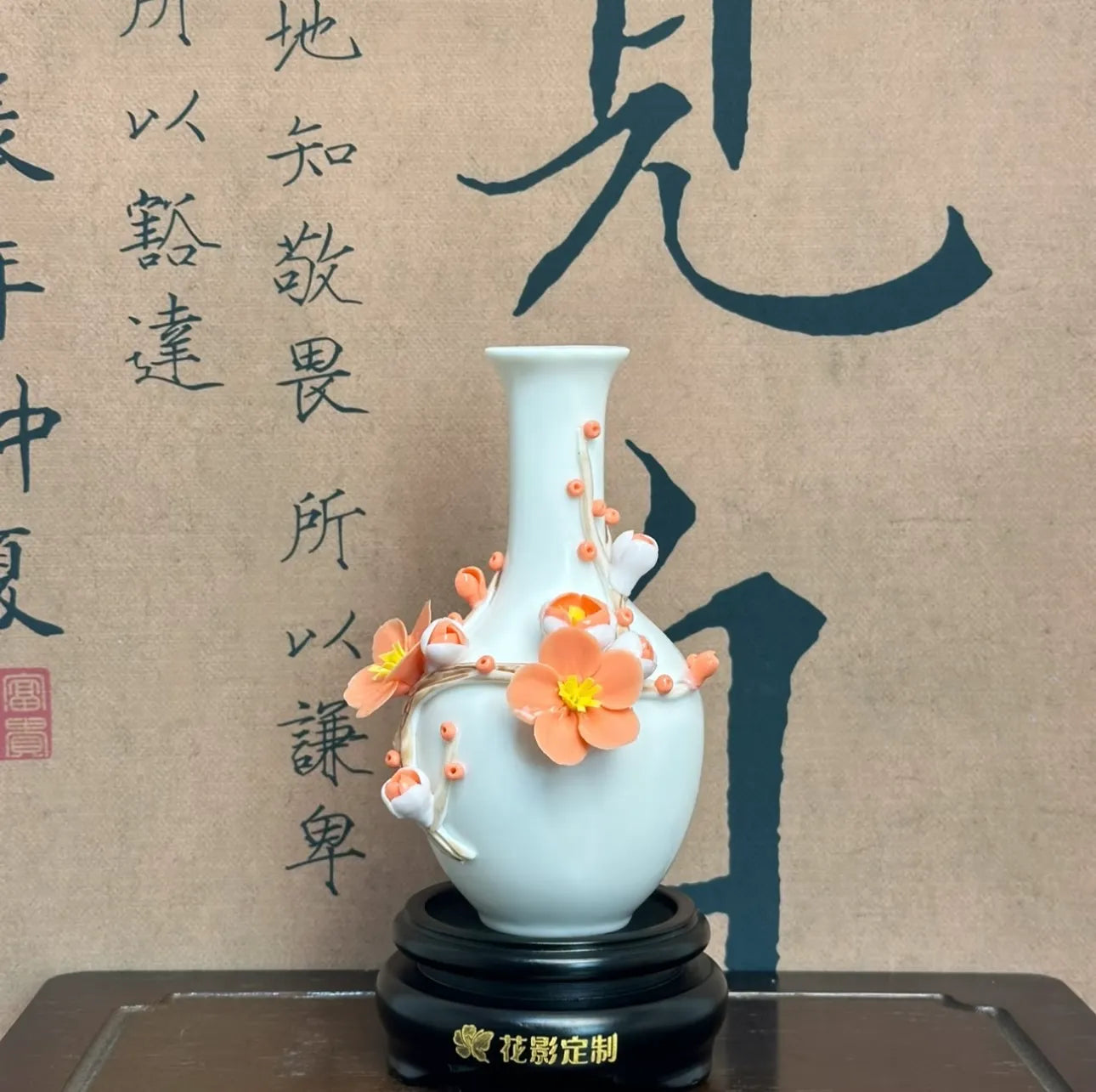 Decorative Ceramic Vase – Minimalist Handmade Pottery for Stylish Homes