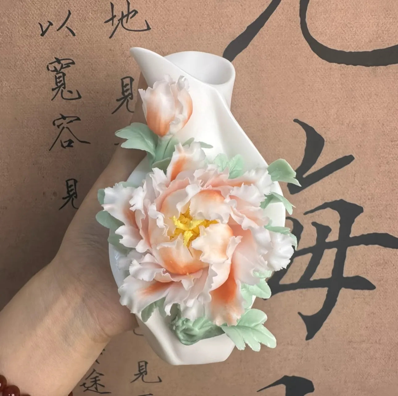 Ceramic Peony Vase – Elegant Handmade Pottery for Home Decoration