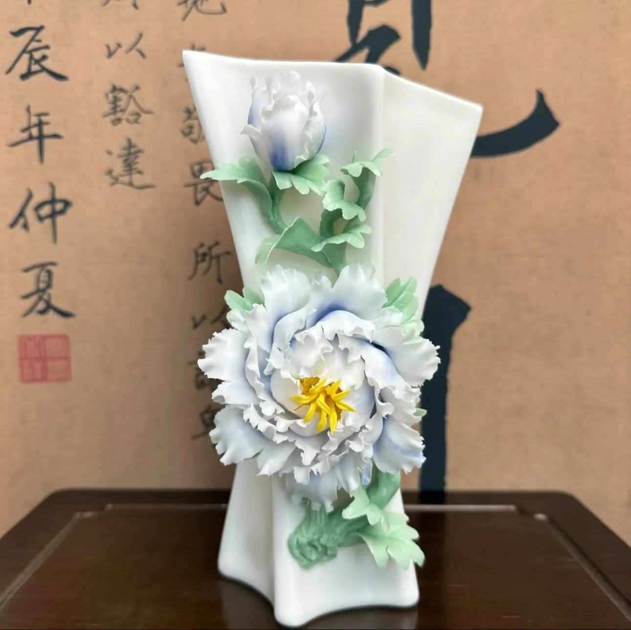 Modern Ceramic Vase – Handmade Art Décor for Entryway & Living Room