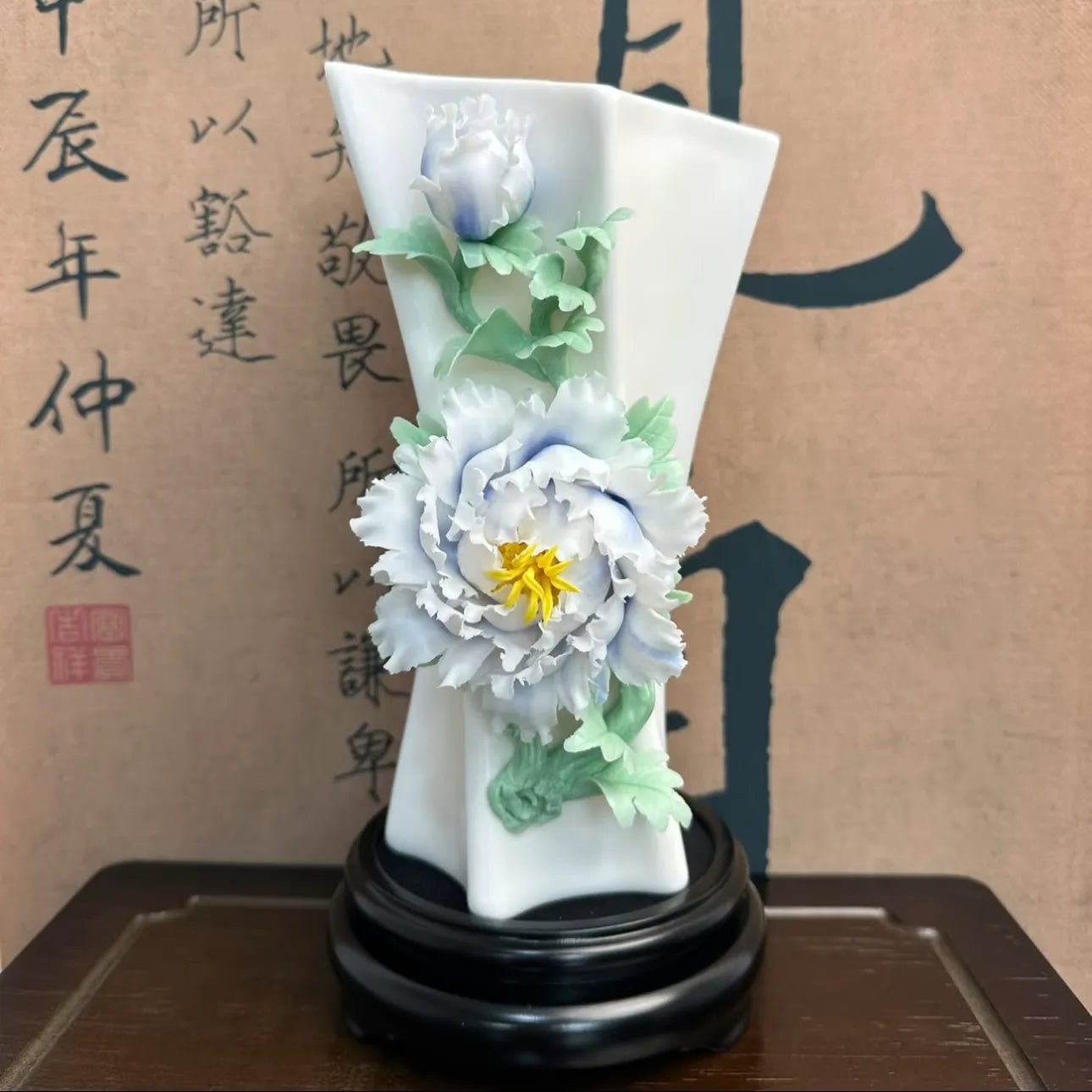 Modern Ceramic Vase – Handmade Art Décor for Entryway & Living Room