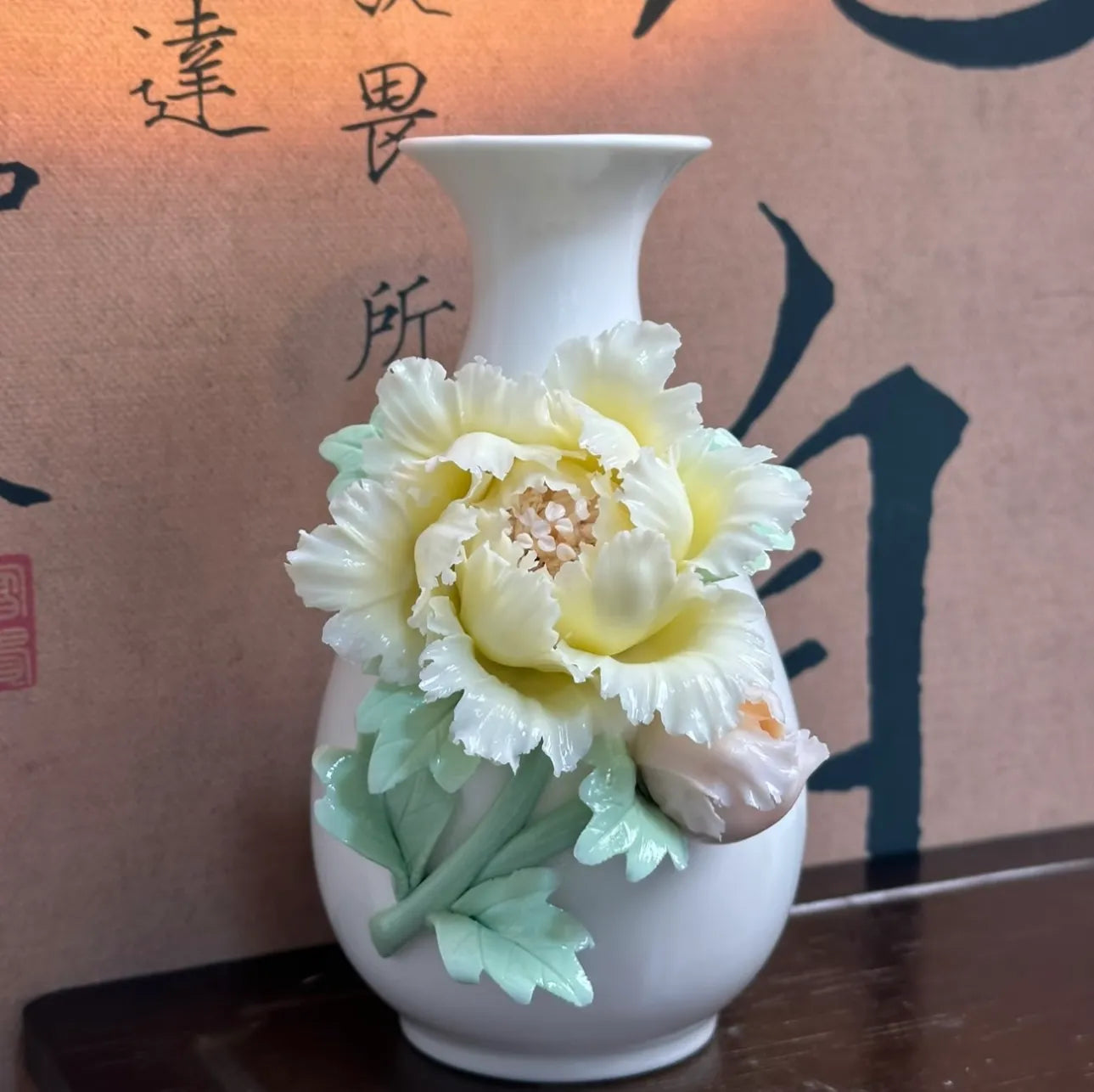 Modern Ceramic Art Vase – Unique Handmade Pottery Home Decoration