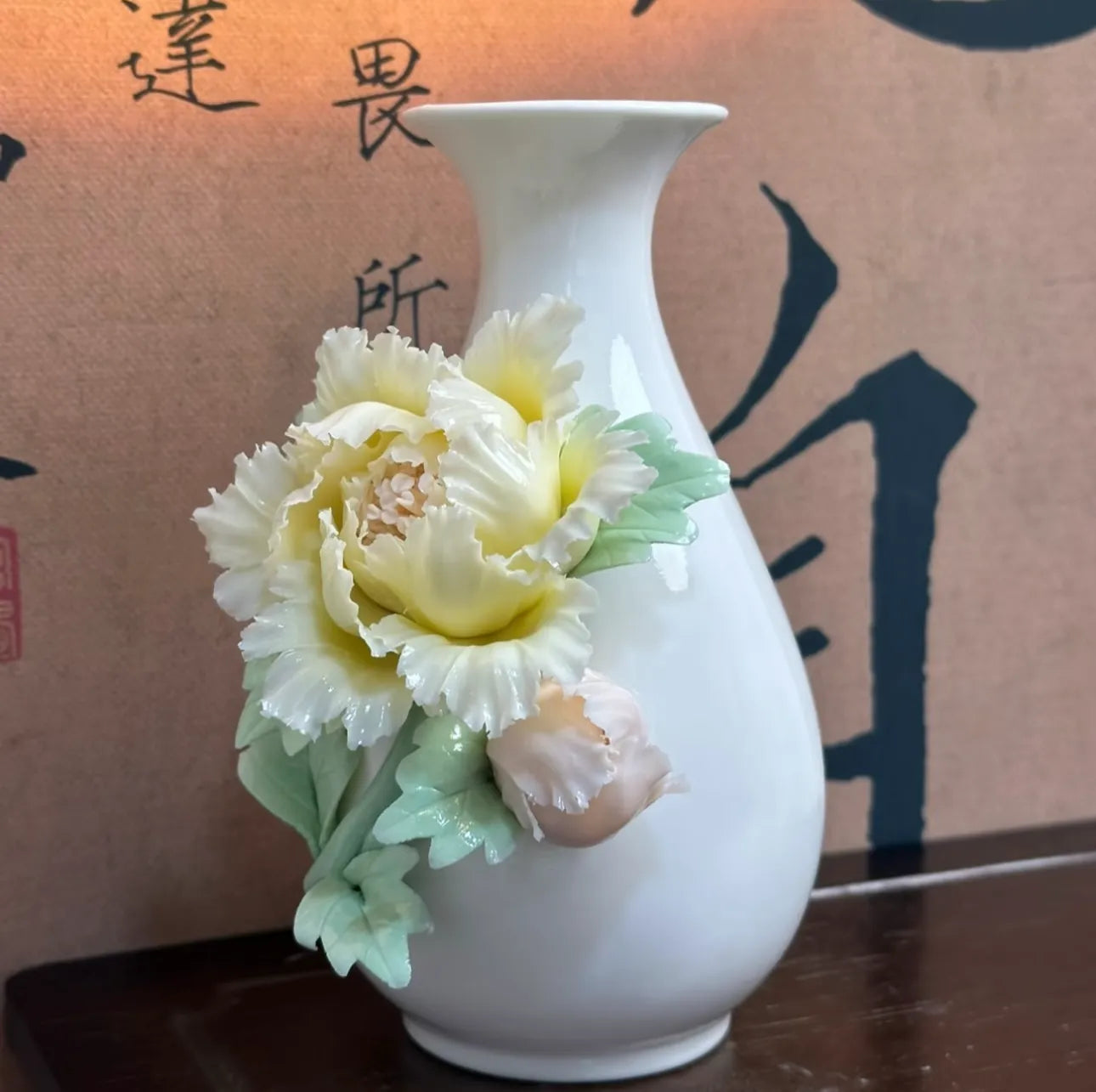 Modern Ceramic Art Vase – Unique Handmade Pottery Home Decoration