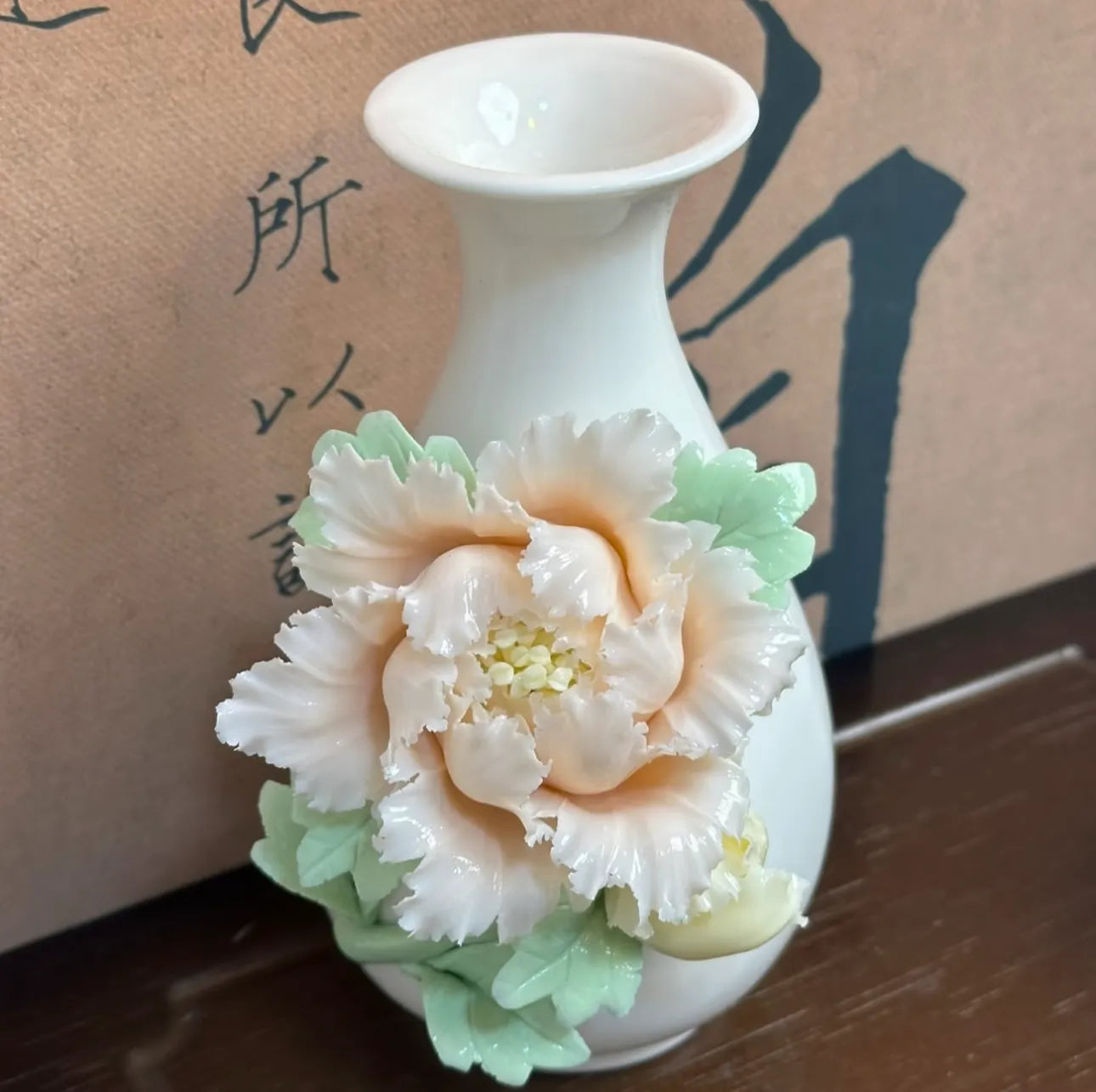 Modern Ceramic Art Vase – Unique Handmade Pottery Home Decoration