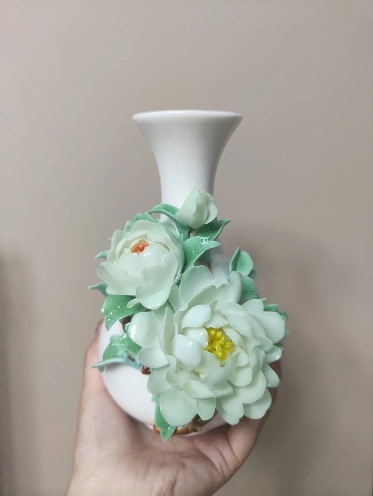 Luxury Peony Ceramic Vase – Stylish Handmade Pottery for Living Room Decoration