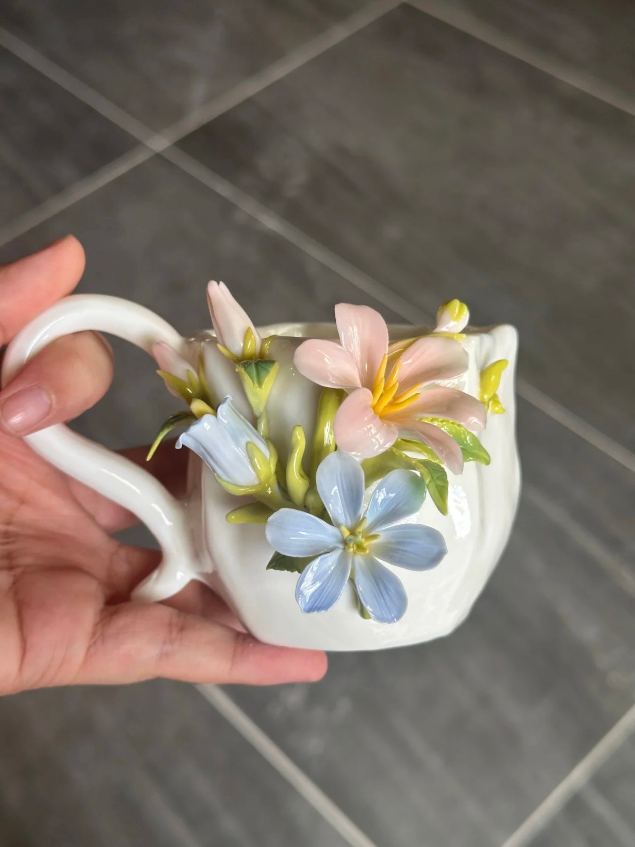 Hand-Painted Pottery Coffee Mug – Unique Artisan Drinkware
