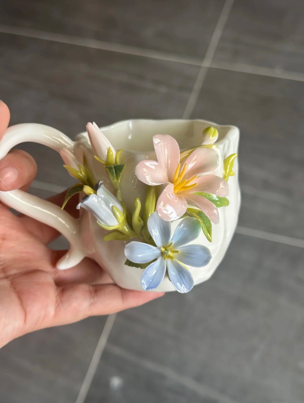 Hand-Painted Pottery Coffee Mug – Unique Artisan Drinkware