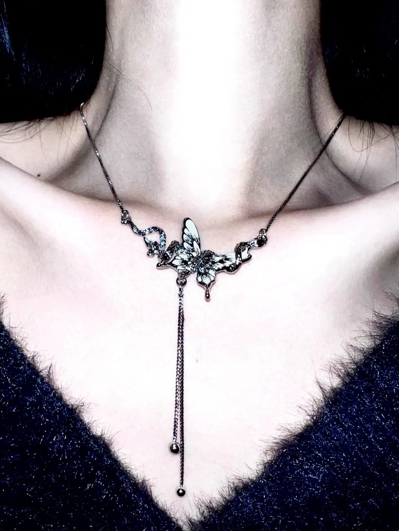 Snake Butterfly Wraps the Tassel Gradient Necklace