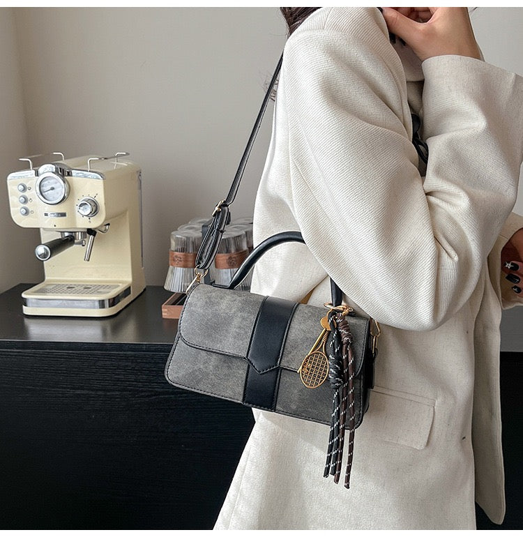 Xenaura Small Quilted Box Crossbody Purse For Women Designer Leather Mini Top Handle Pouch Bag With Metal Racket Pendant