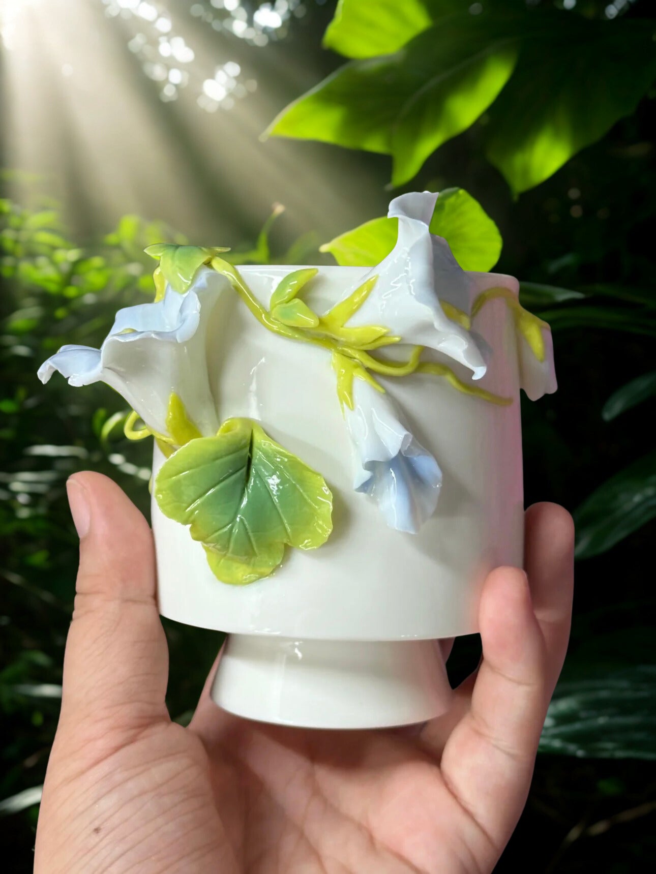 Artisan Ceramic Mug – Handcrafted & Painted Pottery Cup – Elegant Kitchenware