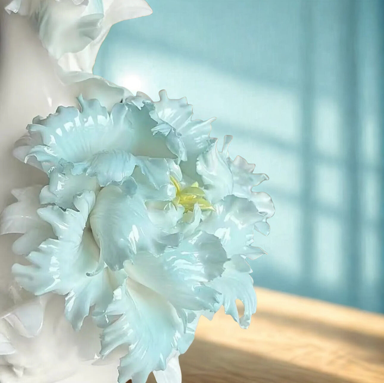 Handmade Ceramic Flower Vase – Artistic Pottery Decoration for Living Room & Entryway