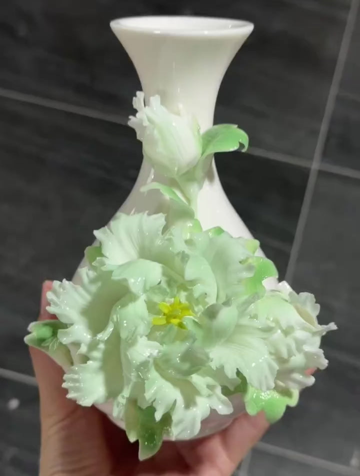 Hand-Painted Ceramic Flower Vase – Unique Pottery Centerpiece