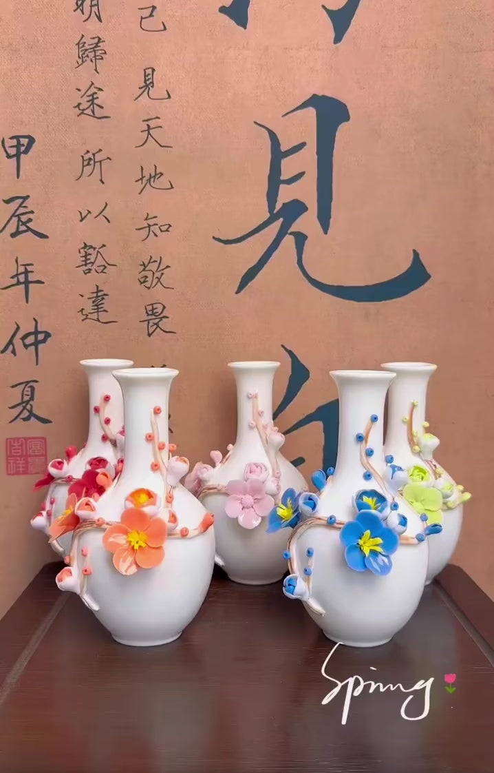 Decorative Ceramic Vase – Minimalist Handmade Pottery for Stylish Homes